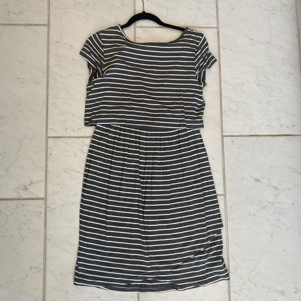 Gap Maternity/Nursing Dress